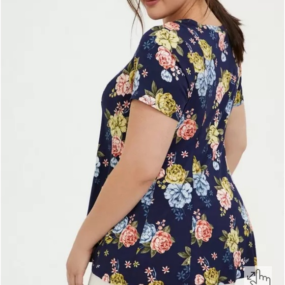 Fit And Flare Stretch Challis Top - Picture 2 of 3